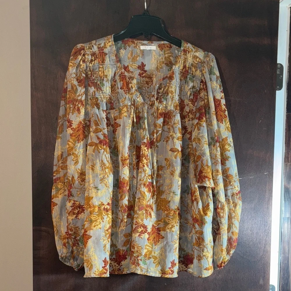 Maurices Metallic Blousen Sleeve Top